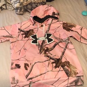 Pink camouflage sweatshirt